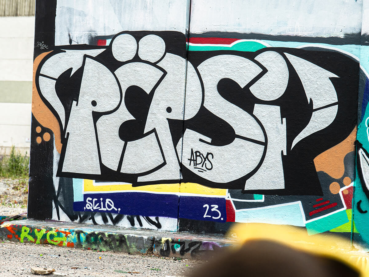 graffiti tagg pepsi